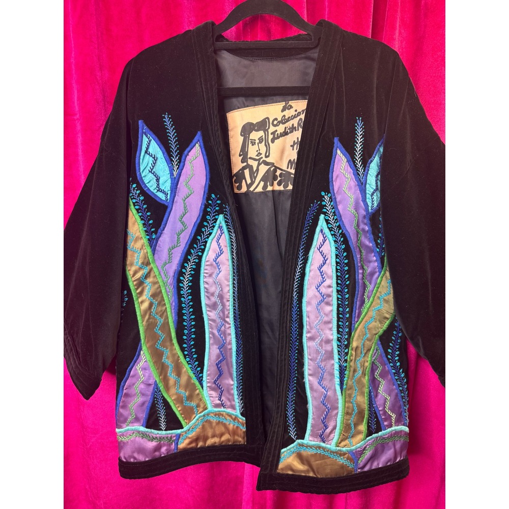 Judith Roberts Jacket Womens M Black Excellent Velvet Embroidered Wearable Art
